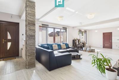 Casă modernă cu 2 corpuri, 5 camere în Pecica - 3