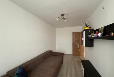 Apartament cu 3 camere decomandat în Dacia - 10