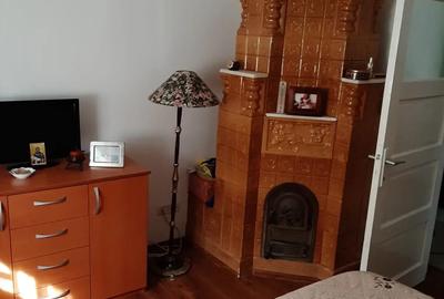 Casă cu 2 camere cu Teren 1535 Mp în Central - 1