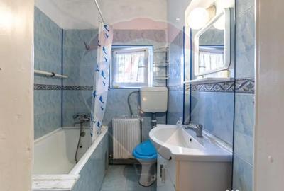 Casă cu 3 camere cu Teren 492 Mp în Tractorul - 4