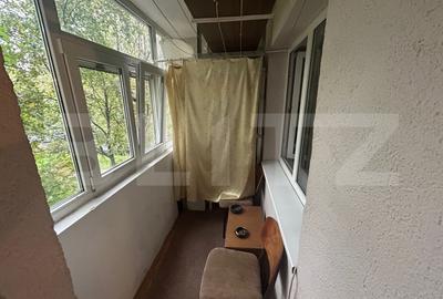 Apartament cu 4 camere, 70 mp, zona Podu Ros - 11