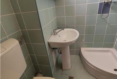 Apartament cu 3 camere decomandat în Mărășești - 17