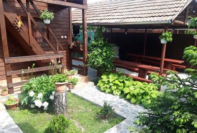 Casă cu 4 camere în Băile 1 Mai - 1