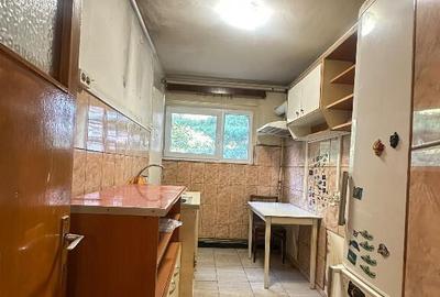 Apartament 3 camere, decomandat - zona Calea Bucuresti - 7
