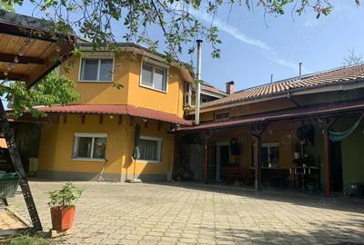 Proprietar vand casa, P+M, zona Elisabetin , teren 832 mp, - 2