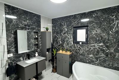 Casă cu 4 camere cu Teren 139 Mp în Central - 17