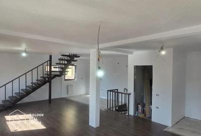 Vila cu 5 camere, 4 bai, Otopeni-centru, COMISION 0, renovata complet - 2