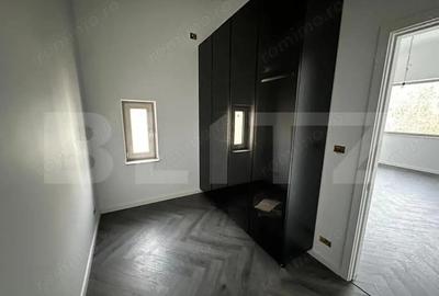 Casă cu 5 camere cu Teren 1000 Mp în Central - 4