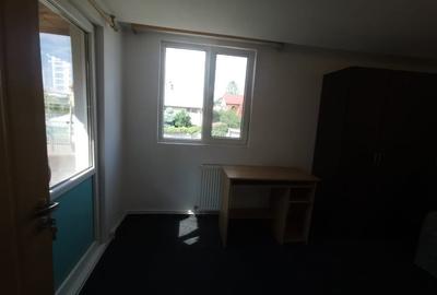 Casă cu 4 camere cu Teren 200 Mp în Apărătorii Patriei - 3