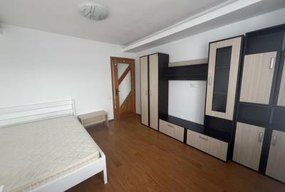 Apartament cu 3 camere decomandat în Central - 2