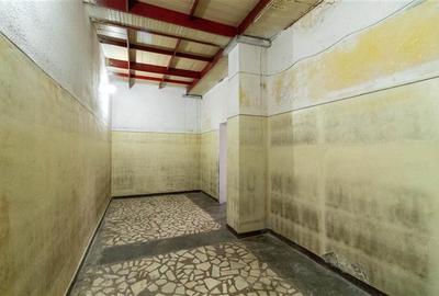 Spațiu comercial, de 474 mp, în Vest - 27