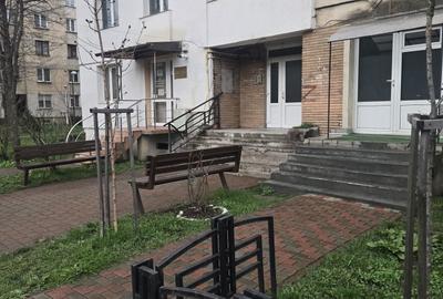 Apartament cu 3 camere decomandat în Central - 1