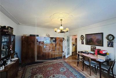 Ap cu 2 camere, balcon, etaj 3 4, zona Terezian - 9