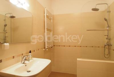 Apartament cu 4 camere si vedere panoramica spre lac - 15