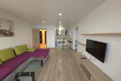 Apartament 3 camere Sala Palatului - 12