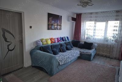 Apartament cu 3 camere semidecomandat în Podu Roș - 5