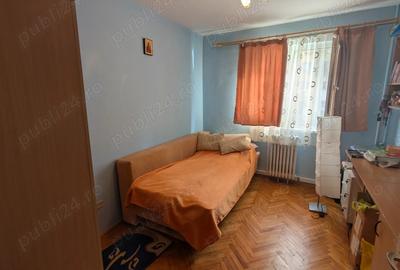 Apartament cu 4 camere decomandate - cartier Mana?tur Apartament cu 4 camere decomandate - cartier Mana?tur - 3