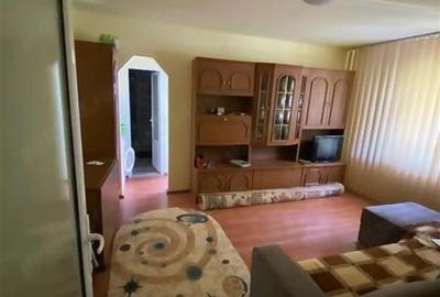 Apartament cu 2 camere semidecomandat, mobilat în Griviței
