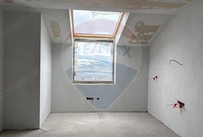 Casă cu 2 camere cu Teren 822 Mp în Central - 2