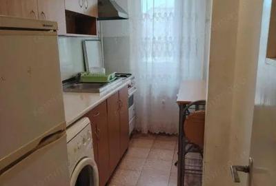 Vand apartament 2 camere decomandate, zona Narcisa, etaj mic - 1