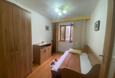 Brotacei-apartament 3 camere semidecomandat - 2