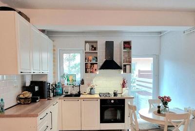 Casă cu 3 camere cu Teren 48 Mp în Central - 8