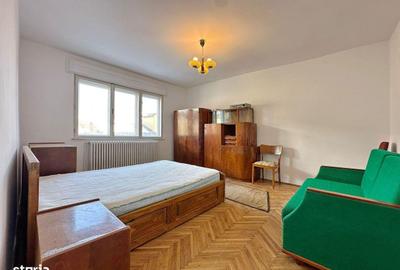 Apartament cu 4 camere decomandat în Bartolomeu - 9