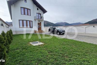 Casă cu 4 camere decomandat cu Canalizare în Gura Râului - 8