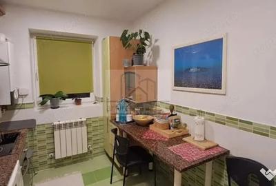 Apartament cu 2 camere decomandat în Vitan - 4