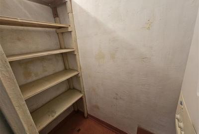 Apartament cu 2 camere decomandat în Micro IV - 22