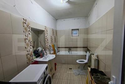 Casa cu 3 camere,baie, bucatarie,anexe.pivni?a teren 800 m - 7