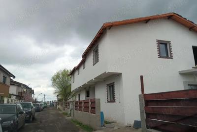 Casă cu 4 camere cu Teren 310 Mp în 1 Decembrie - 10