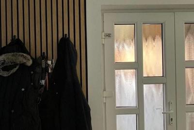 Casă cu 5 camere cu Teren 7700 Mp în Ineu - 1