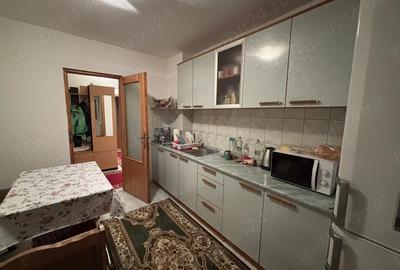 Apartament cu 3 camere decomandat în Aradului - 5
