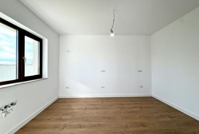 Duplex cu 5 camere cu Canalizare în Dumbrăvița - 5