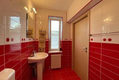 APARTAMENT 3 CAMERE DECOMANDAT ZONA TOMIS 3 - 4