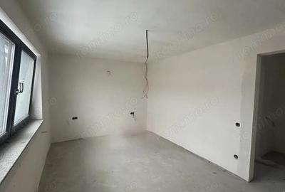 Casă cu 5 camere cu Teren 250 Mp în Independenței - 7