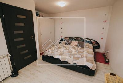 Apartament cu 3 camere decomandat în Central - 2