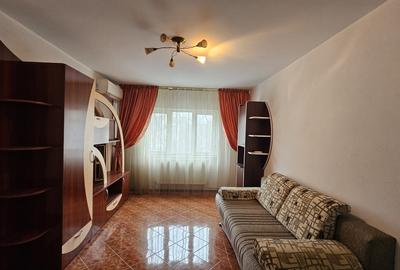 Apartament cu 2 camere decomandat în Micro 17 - 1