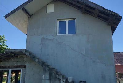 Casă cu 3 camere în Ciceu-Corabia - 9