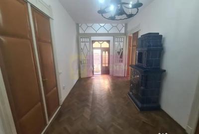 Casă cu 3 camere cu Teren 247 Mp în Central - 5