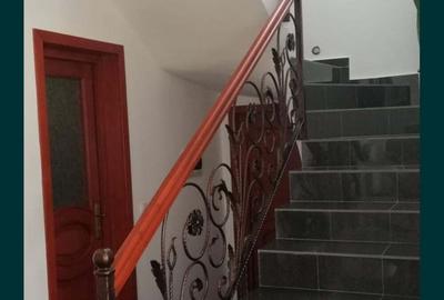 Vila de vanzare - E 58 ?ieu Sfantu (langa Casa Regal) - 4