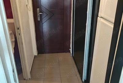 Proprietar, vand garsoniera in Brancoveanu, sector 4 - 4