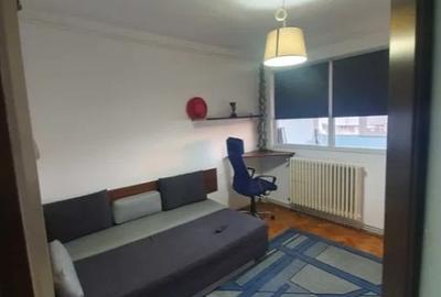 Apartament cu 2 camere decomandat în Podu Roș - 9