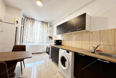 Garsonieră nedecomandată în Central - 3