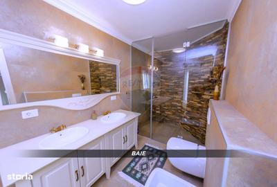 Casă cu 4 camere cu Piscina în Central - 2