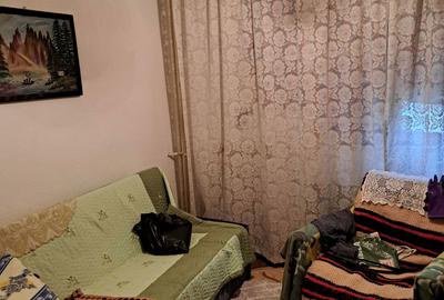 Apartament cu 2 camere decomandat în Micro 19 - 2