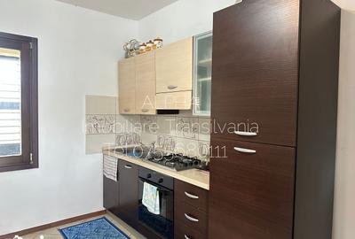 Casă cu 5 camere cu Teren 3200 Mp în Central - 6