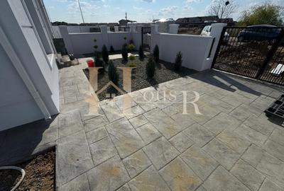 Duplex cu 4 camere cu Canalizare în Moșnița Nouă - 3