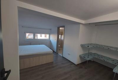 Camera pentru fata linistita – studenta sau salariata - 4